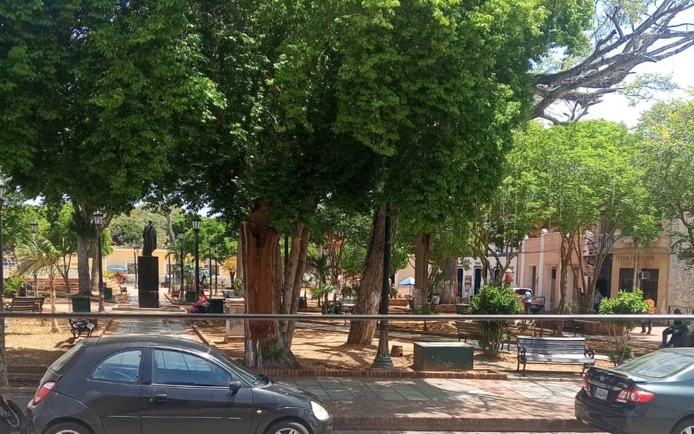 El mural de José Gregorio Hernández en el casco histórico de La Asunción, junto a la casa