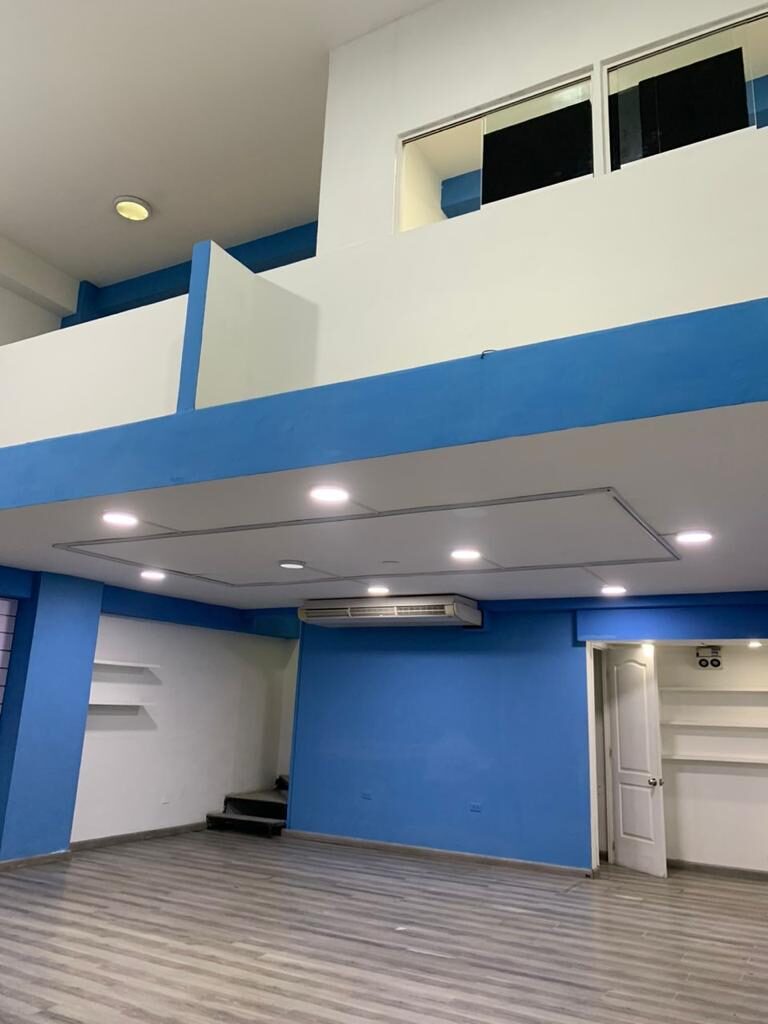 Interior del local PB-63