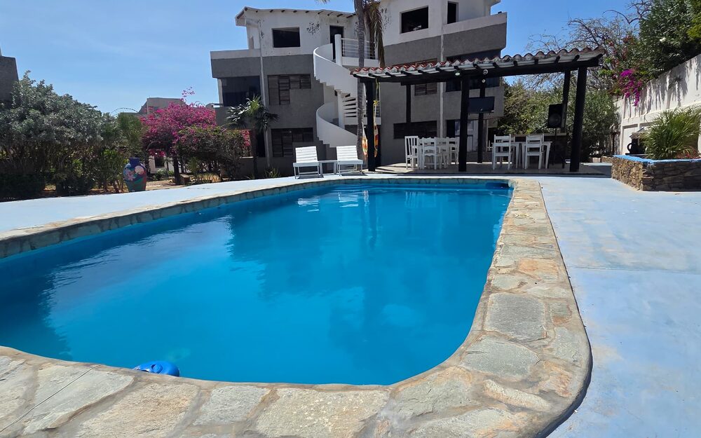 Piscina de la posada de El Yaque