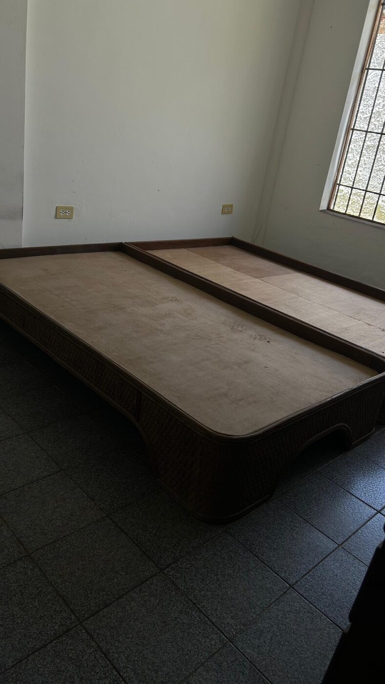 Una habitación de la planta baja, por reformar